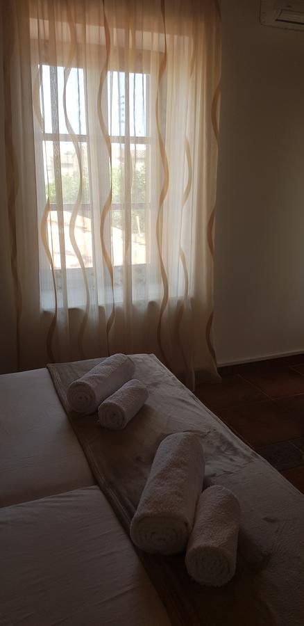 Villa Thermopilon Larnaca Buitenkant foto